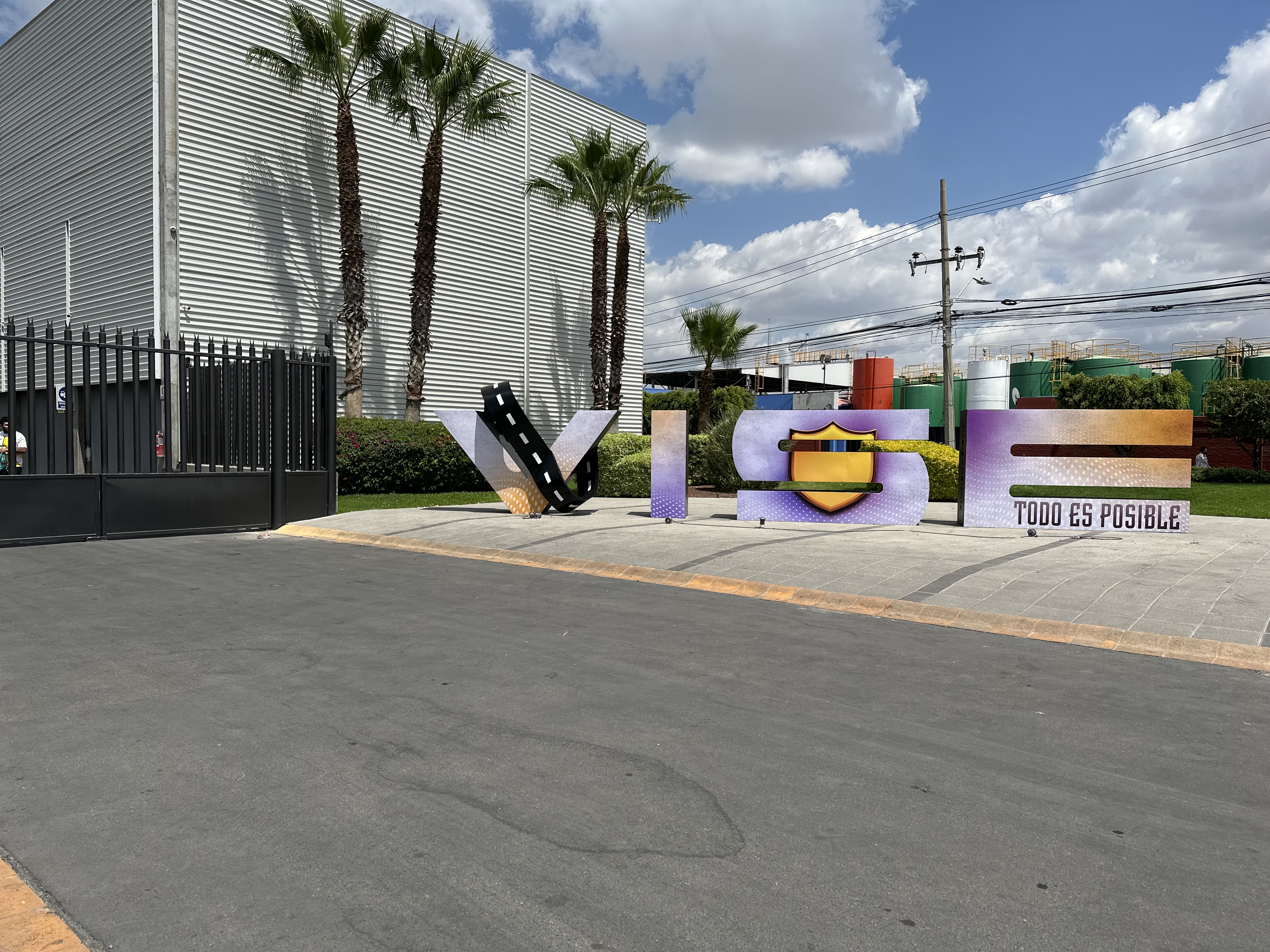 Volumetría y piezas a escala — vista 8